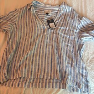 Universal Thread Blue and White Striped Button Down Shirt